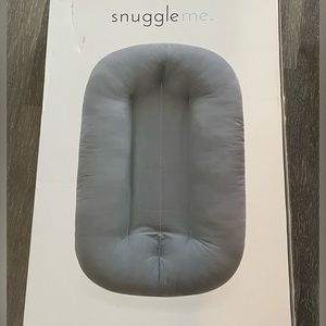 Snuggle me lounger